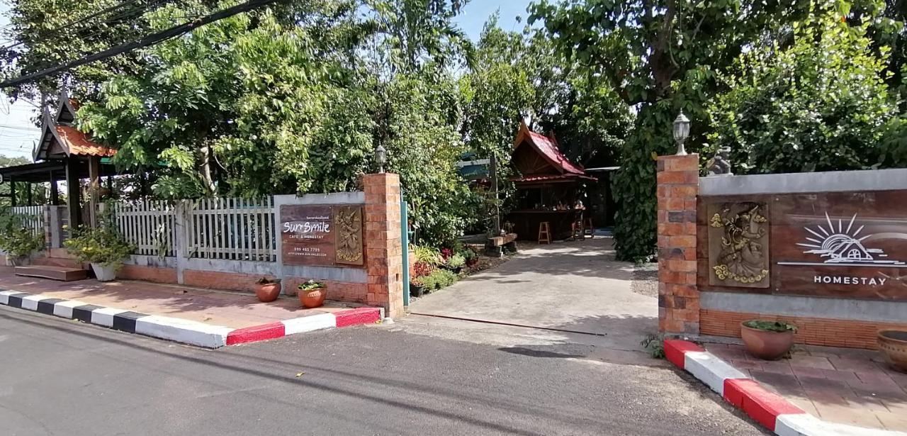 Hostel Sun Smile Ubon Ratchathani Exterior foto