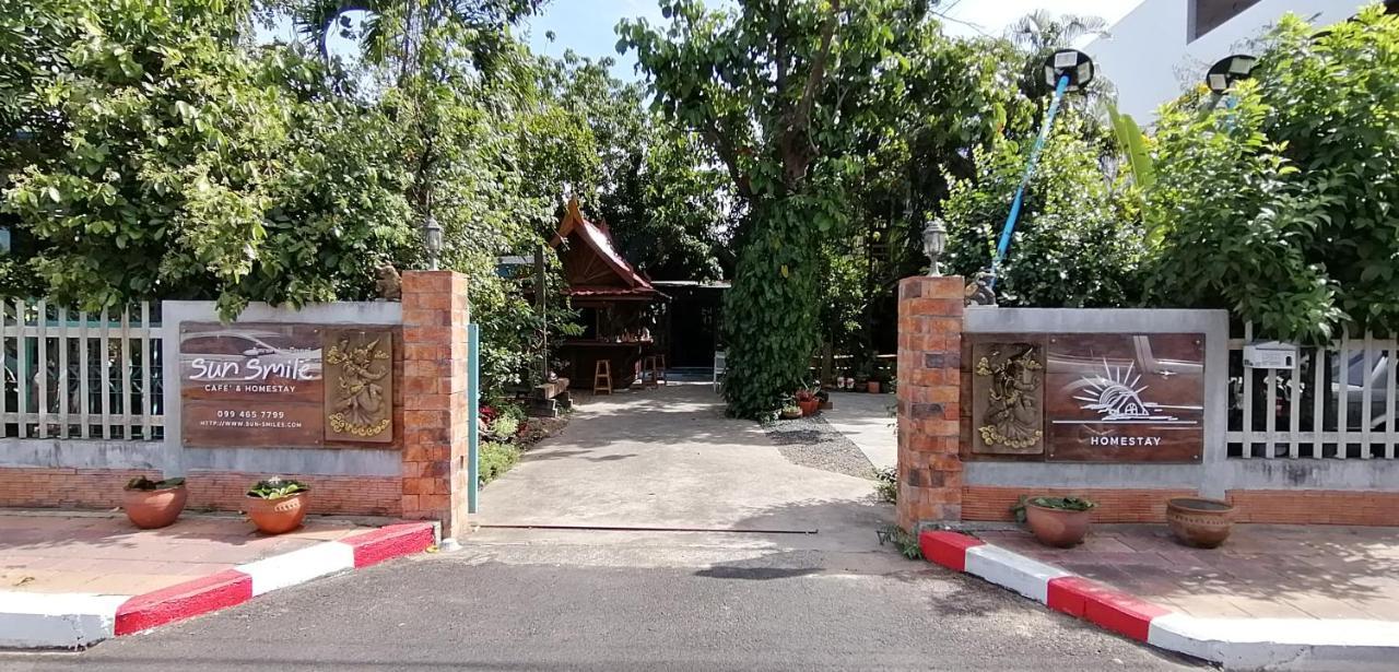 Hostel Sun Smile Ubon Ratchathani Exterior foto