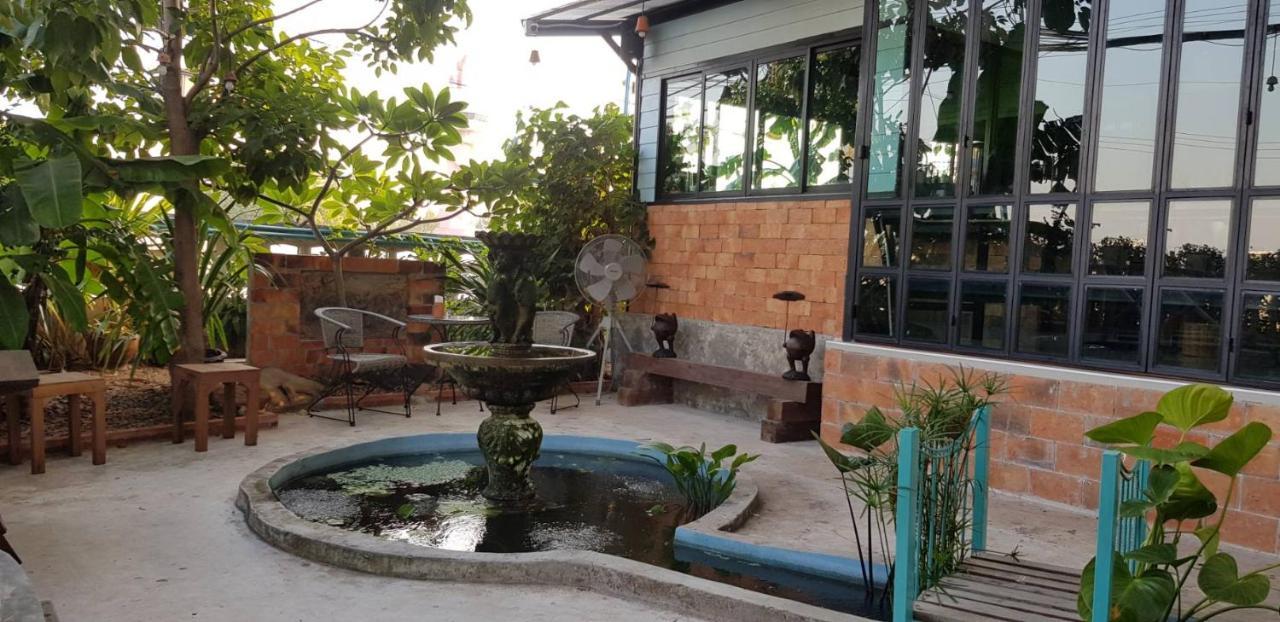 Hostel Sun Smile Ubon Ratchathani Exterior foto