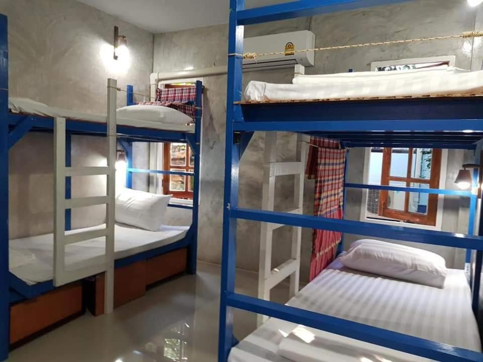Hostel Sun Smile Ubon Ratchathani Exterior foto