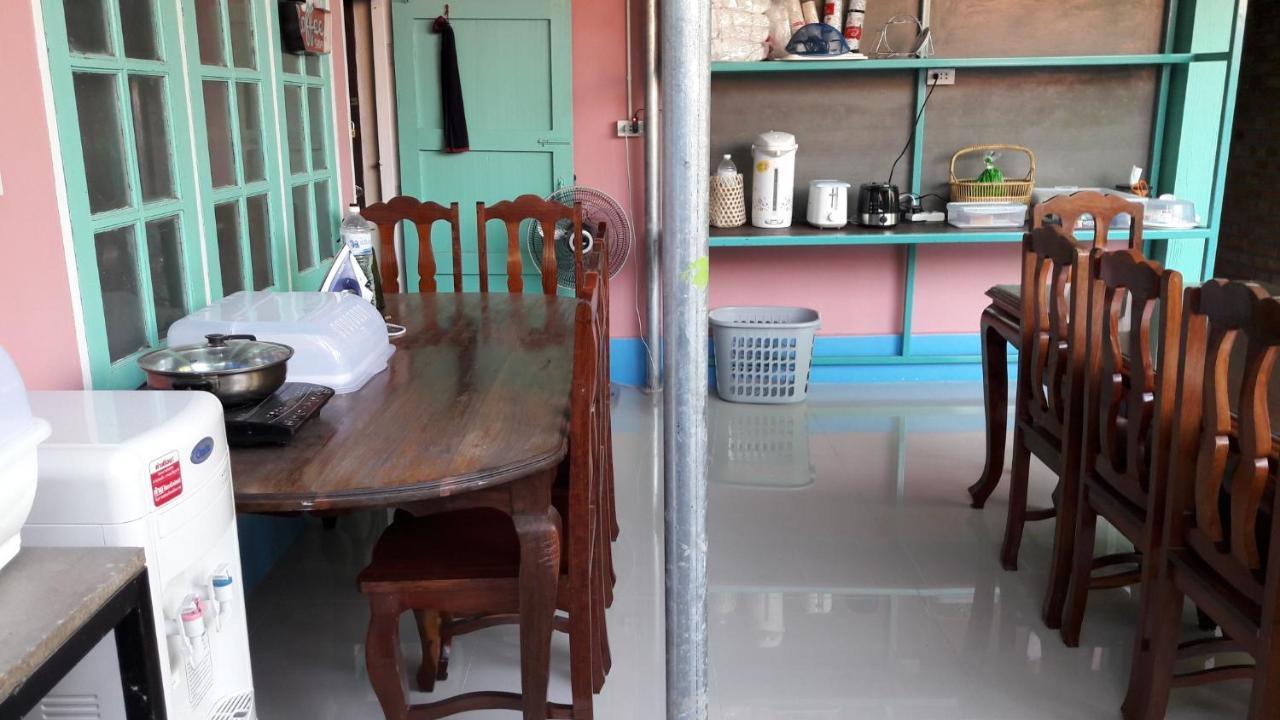 Hostel Sun Smile Ubon Ratchathani Exterior foto