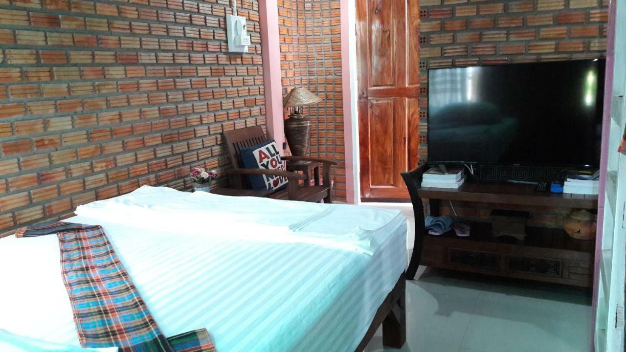 Hostel Sun Smile Ubon Ratchathani Exterior foto
